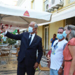 Sul Informação - Marcelo Rebelo de Sousa visita centro histórico de Silves, entre selfies e conversas com turistas