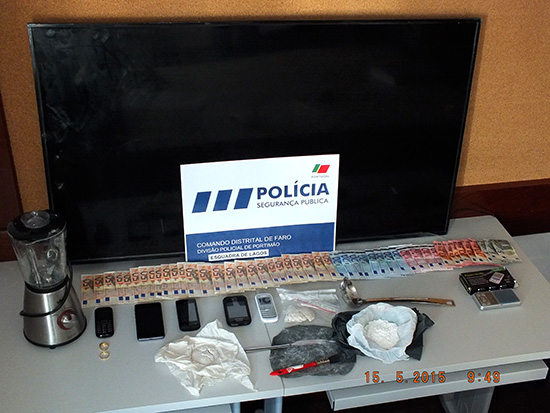 Sul Informação - Dois homens que traficavam cocaína em Lagos detidos pela PSP