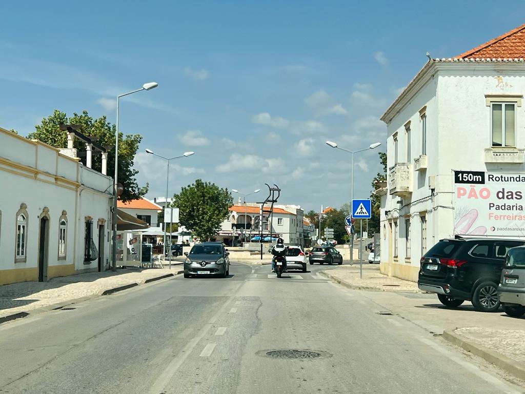 Sul Informação - Albufeira avança com obras na estrada “Paraíso-Ferreiras”