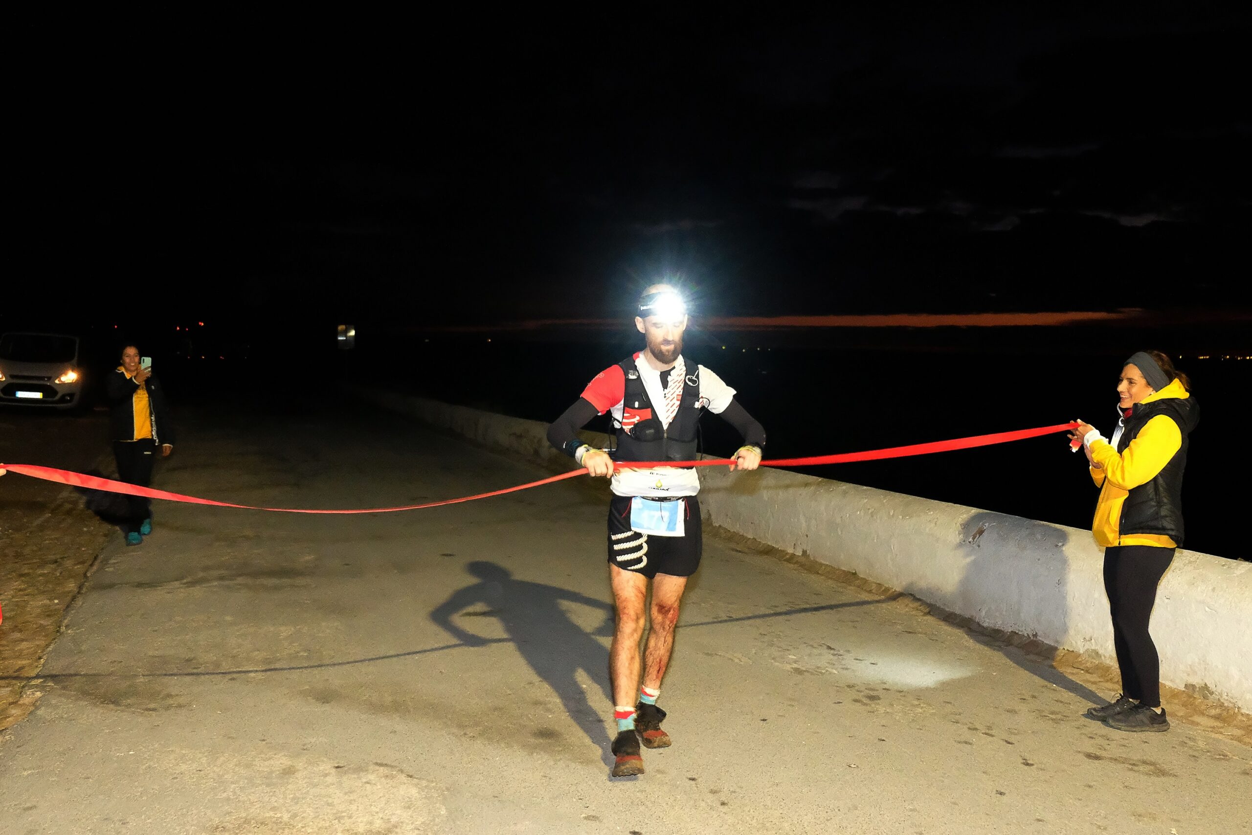 Sul Informação - Paul Giblin vence Algarviana Ultra Trail com novo recorde