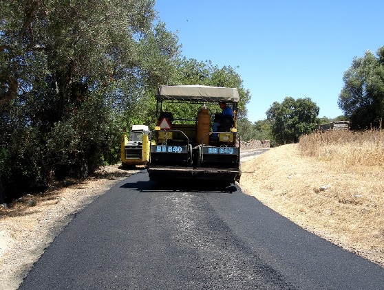 Sul Informação - Obras de pavimentação e reparação de caminhos lançadas em São Brás de Alportel