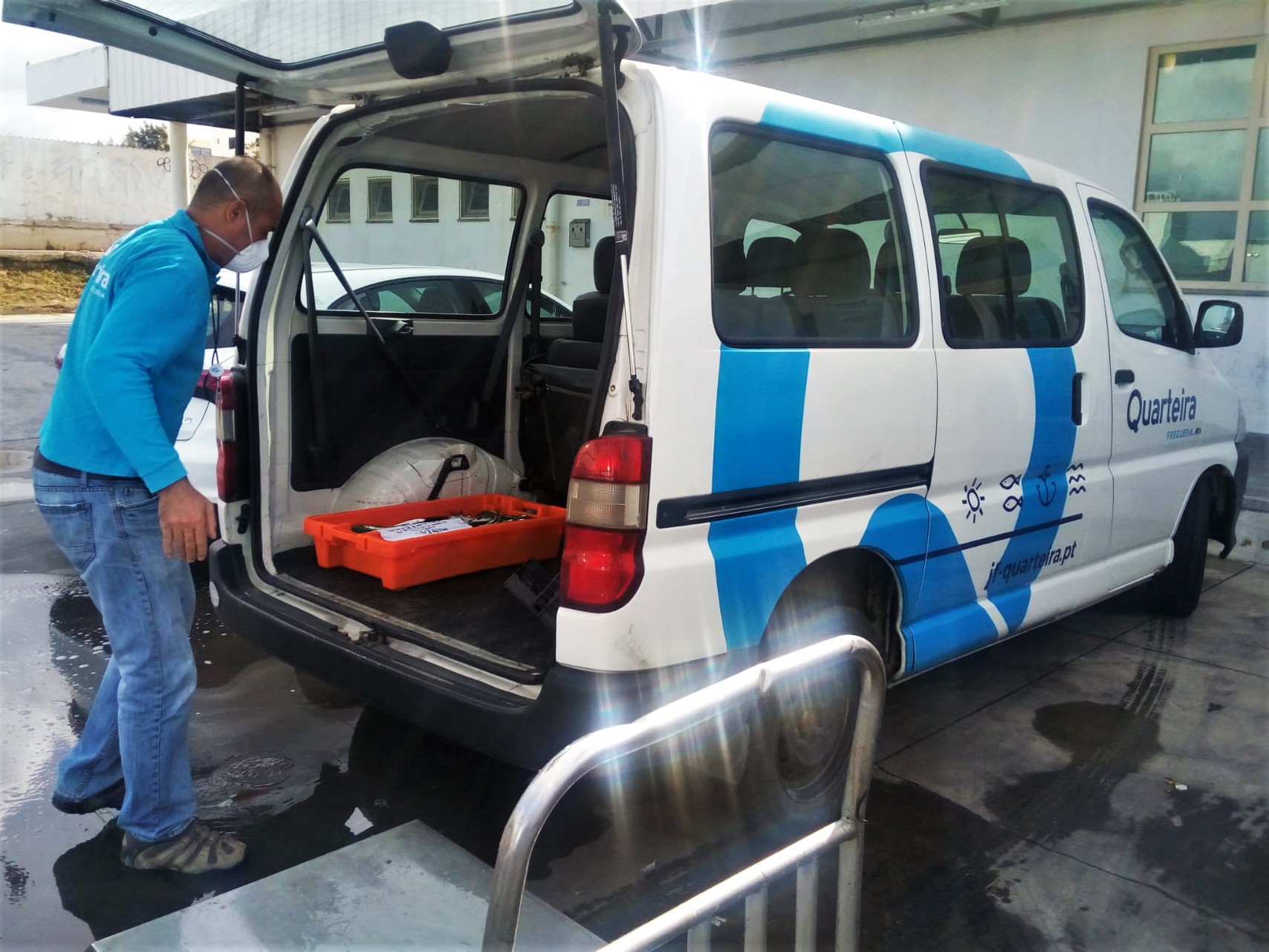 Sul Informação - Lotas do Algarve e Alentejo dão pescado a quem precisa durante a pandemia