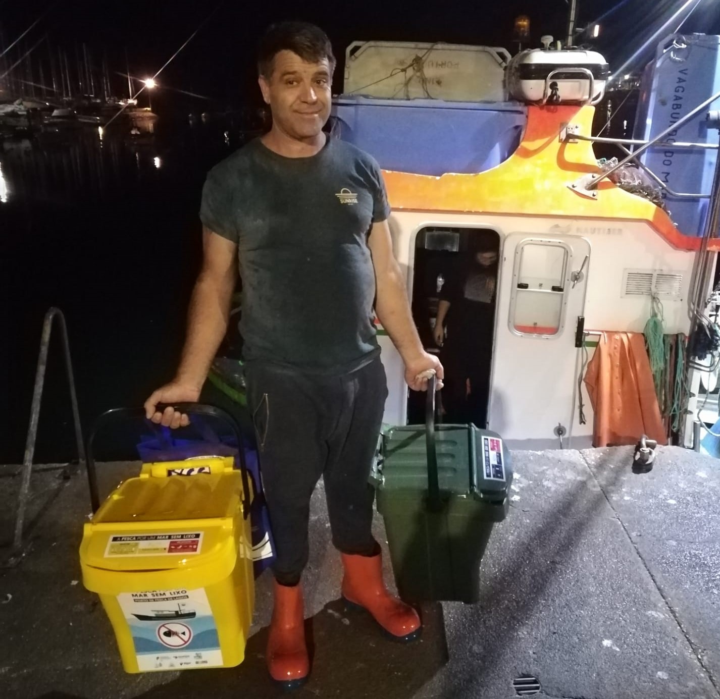 Sul Informação - Pescadores de Lagos também ajudam a manter o Mar sem Lixo