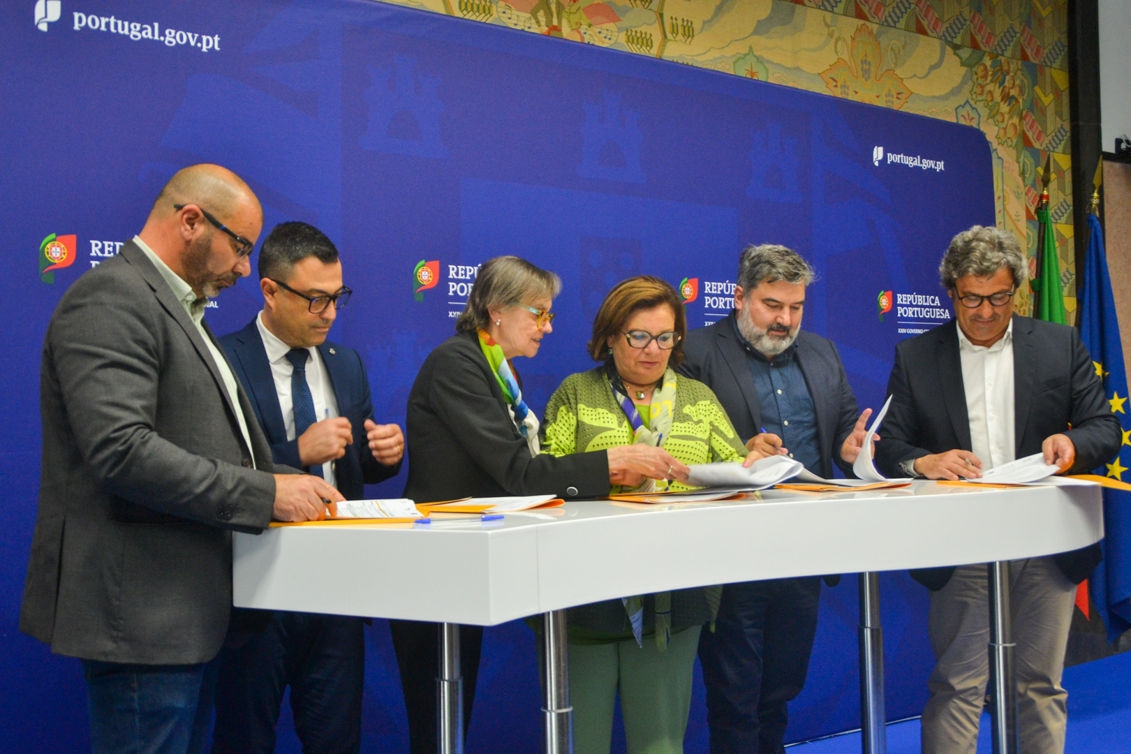 Sul Informação - 46 milhões ajudam 5 municípios algarvios a construir habitação