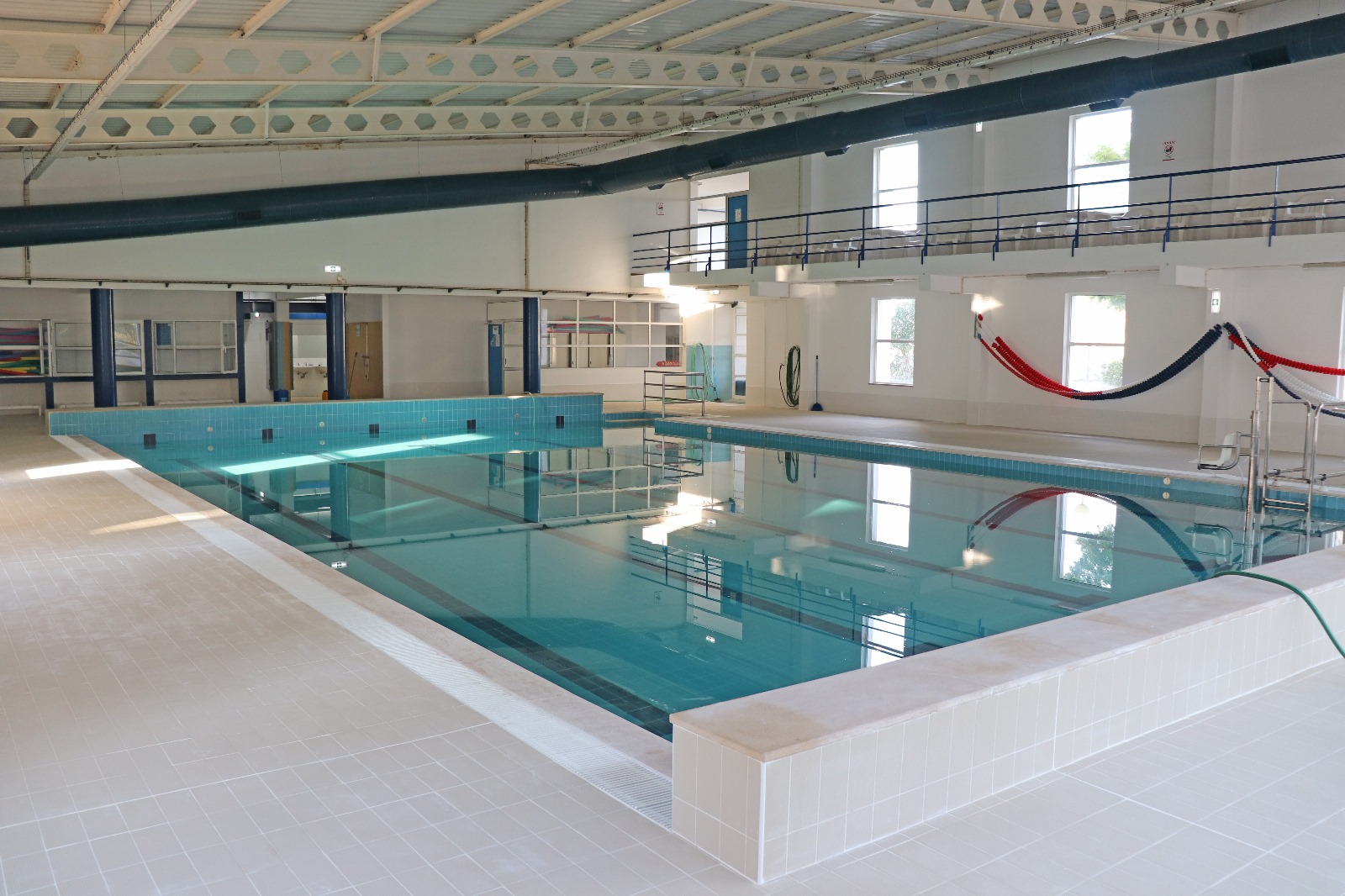 Sul Informação - Piscina coberta de Moura reabre esta quinta-feira, após obras de requalificação