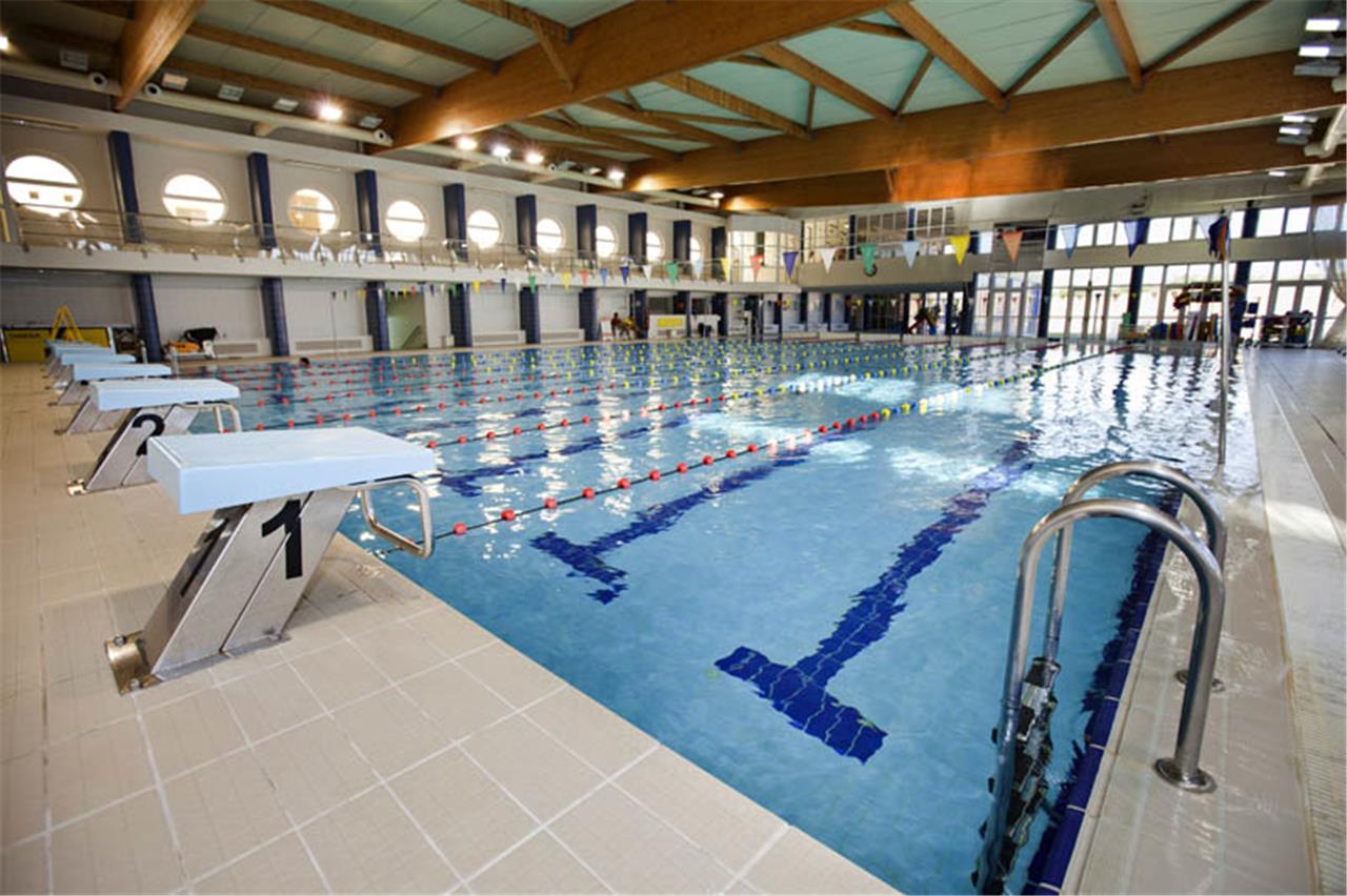 Sul Informação - Piscinas de Faro reabrem na segunda-feira depois de obras na cobertura
