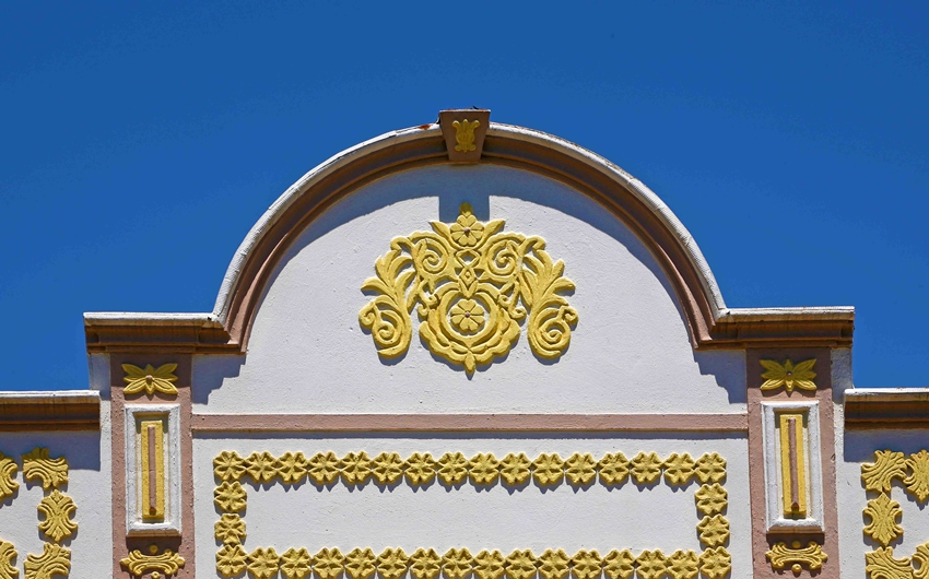 Sul Informação - Imagens de um singular Algarve – as platibandas