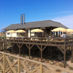 Sul Informação - Restaurante Gigi afasta-se 30 metros do mar, mas vai reabrir com novidades