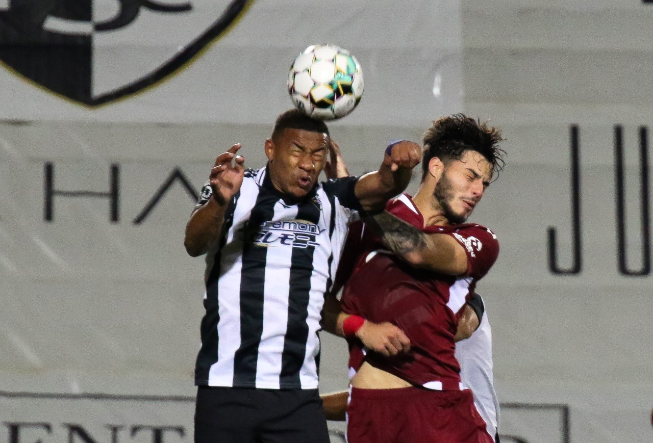 Sul Informação - Portimonense fez pela vida mas ficou-se pelo empate contra o Famalicão