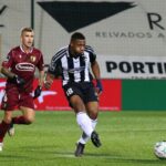 Sul Informação - Portimonense fez pela vida mas ficou-se pelo empate contra o Famalicão
