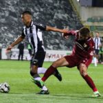 Sul Informação - Portimonense fez pela vida mas ficou-se pelo empate contra o Famalicão