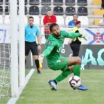 Sul Informação - Mudança de camisola inspirou Jackson mas não chegou para o Portimonense ganhar