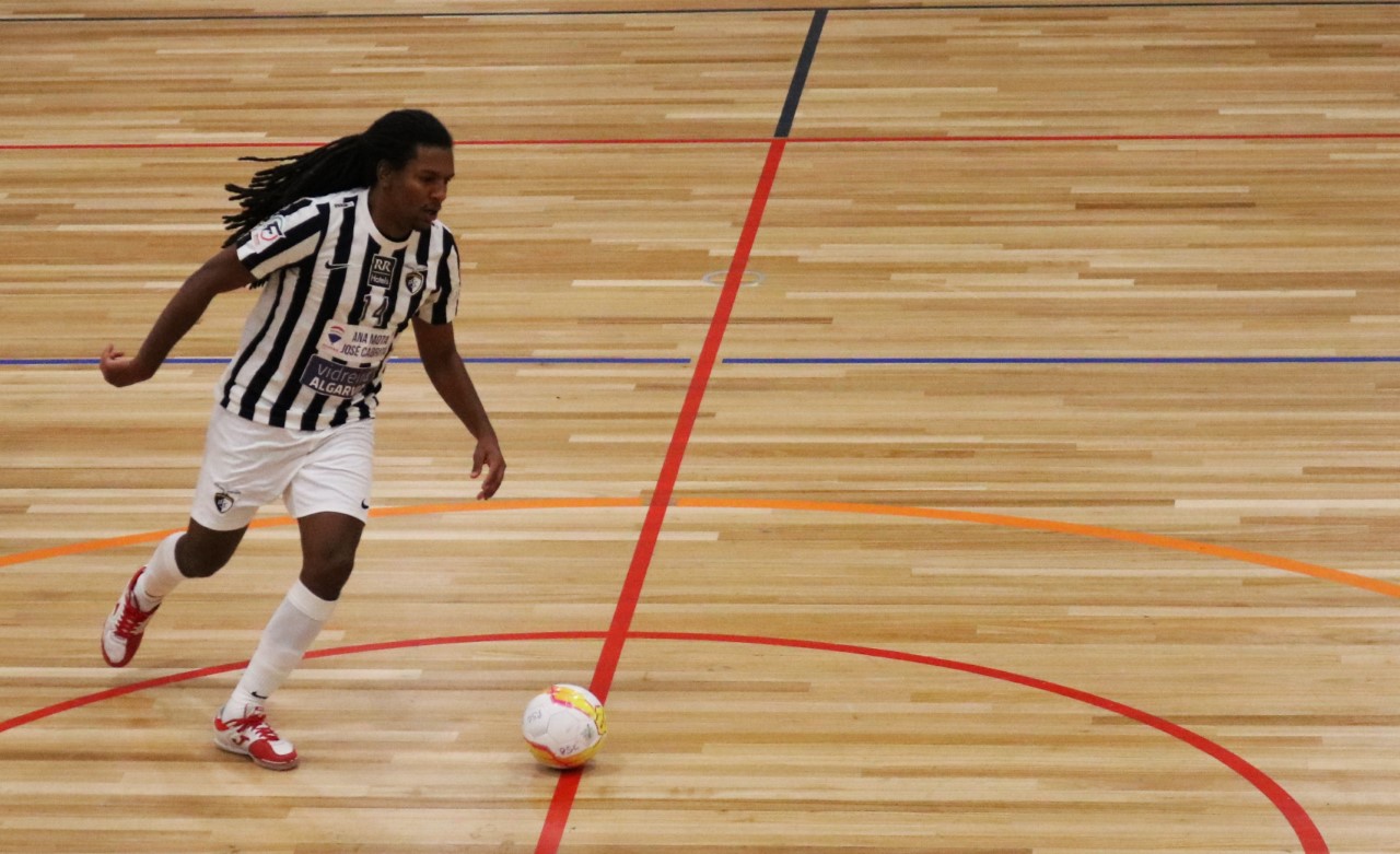 Sul Informação - Portimonense goleia o Azeméis e foge à zona de despromoção da Liga Placard de futsal