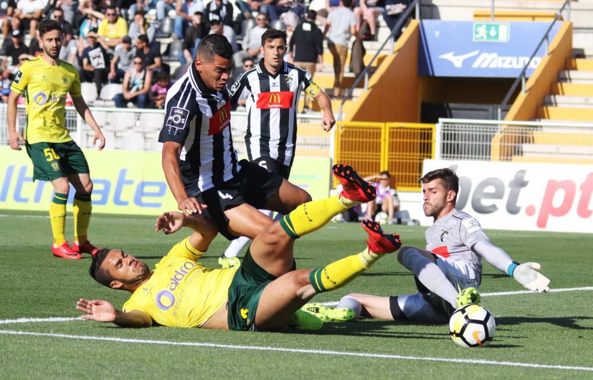 Sul Informação - Portimonense vence Paços de Ferreira com ‘bis’ de Pires no adeus ao capitão Ricardo Pessoa