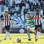 Sul Informação - Fotogaleria: Goleada por 4-0 ao Sporting B permitiu festa rija em Portimão