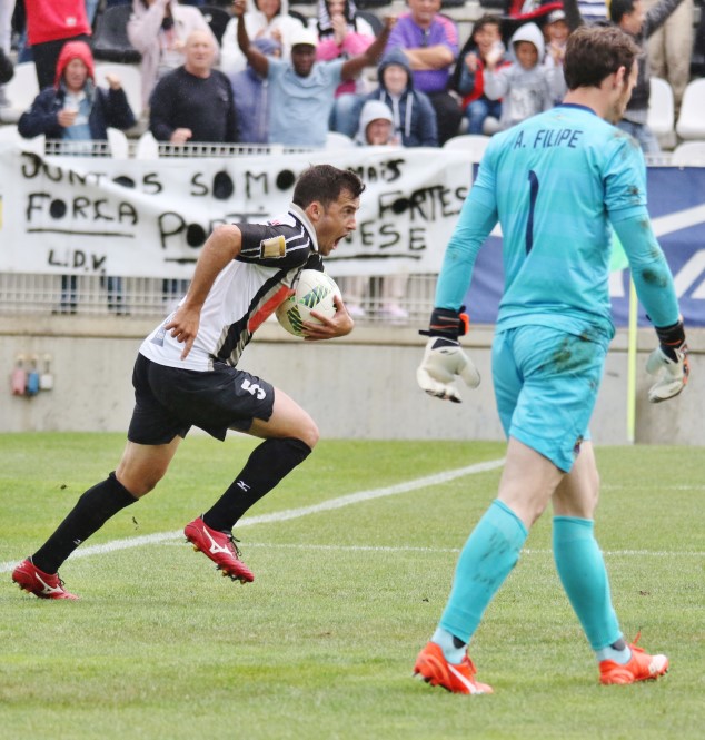 Sul Informação - FOTOGALERIA: Empate deixa Portimonense na corda bamba e faz Chaves subir à I Liga