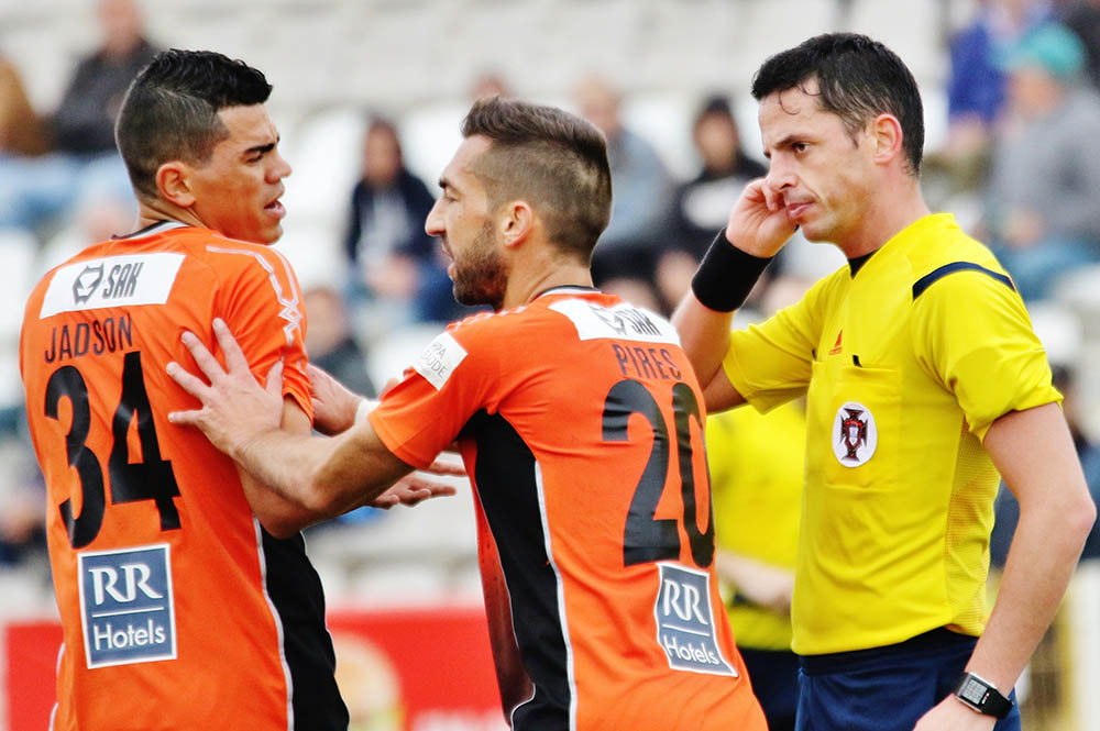 Sul Informação - Portimonense perdeu com o Aves e perde terreno na luta pela promoção (com fotos)