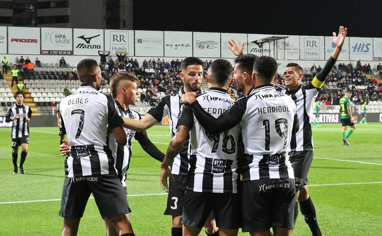 Sul Informação - Portimonense bate Famalicão e escapa ao fundo da tabela