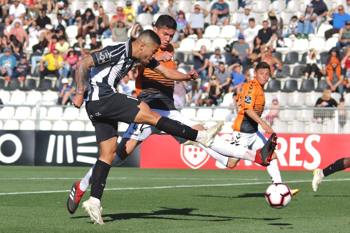 Sul Informação - Portimonense bate Nacional por 5-1 num dia em que as mulheres foram à bola de graça