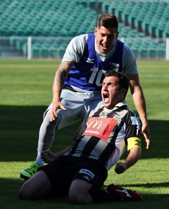 Sul Informação - FOTOGALERIA: Portimonense empata com Penafiel mas mantém 3º lugar