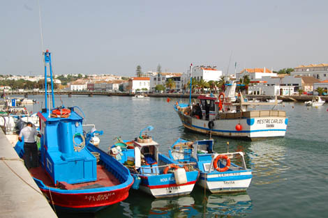 Sul Informação - Adjudicação das obras no Porto de Tavira parou «algures em Lisboa»