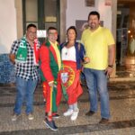 Sul Informação - Fotogaleria: Algarvios vibraram com passagem à final do Euro (e também houve festa no País de Gales)