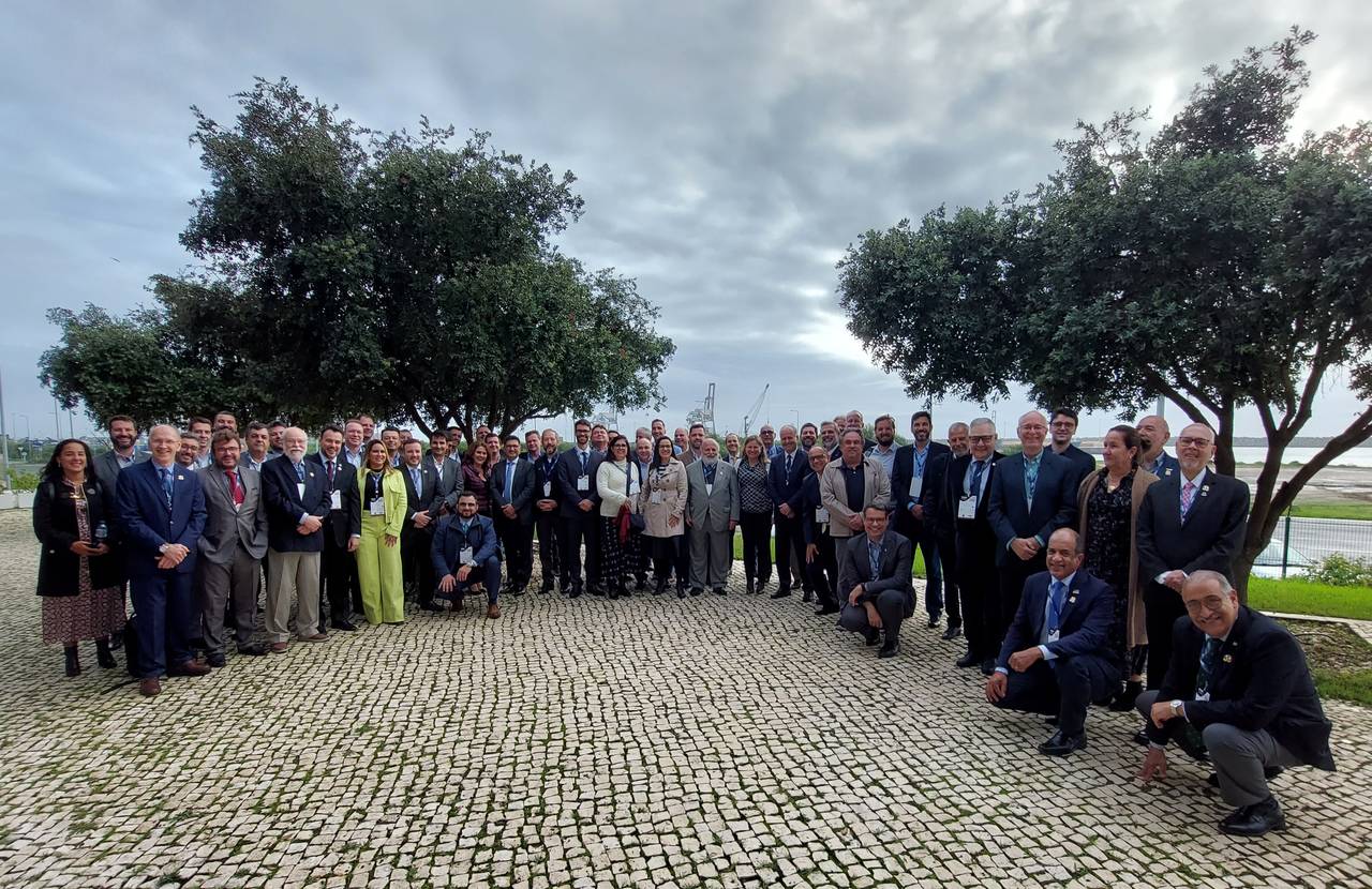 Sul Informação - Porto de Sines recebe líderes da logística e infraestruturas de transportes de Portugal e Brasil