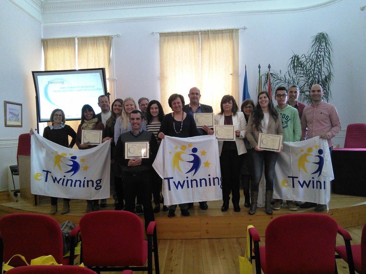 Sul Informação - Professores algarvios receberam selo de qualidade do programa «eTwinning»
