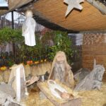Sul Informação - Aldeia da Cortelha (Loulé) vive tradições natalícias com presépio e Madeiro de Natal
