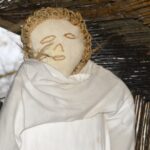 Sul Informação - Aldeia da Cortelha (Loulé) vive tradições natalícias com presépio e Madeiro de Natal