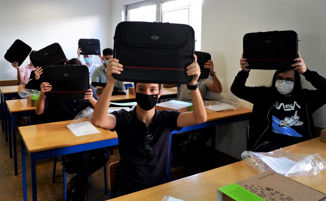 Sul Informação - 22 «eleitos» de novo curso da UAlg vão estar a trabalhar na Deloitte daqui a meses