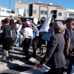 Sul Informação - Cidadãos protestam contra a destruição das Alagoas Brancas frente à Câmara de Lagoa