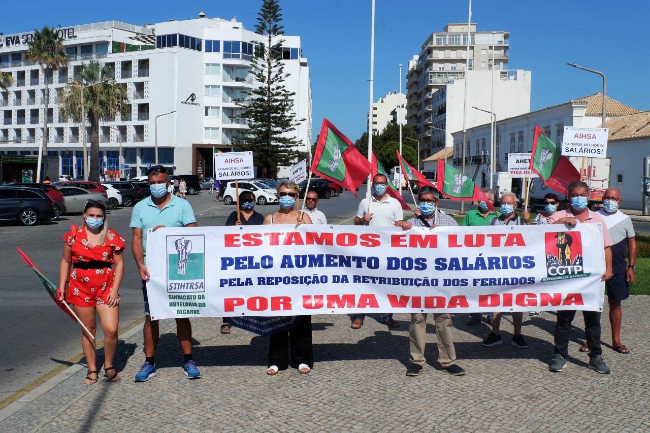 Sul Informação - Sindicato exigiu em Faro fim do «boicote patronal» ao aumento dos salários na hotelaria