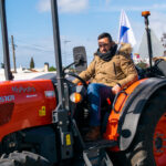 Sul Informação - Contra a «discriminação do Governo» agricultores algarvios marcham na EN125