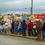 Sul Informação - Nem a chuva desmobilizou protesto contra o aterro de zona húmida em Lagoa