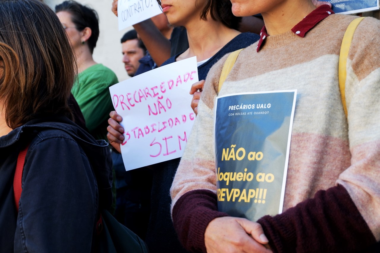 Sul Informação - Universidade do Algarve recua na contratação de investigadores precários