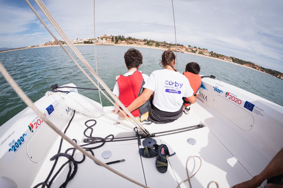 Sul Informação - Carby ajuda Vela Solidária a criar primeira Academia Júnior de Vela Inclusiva em Portugal