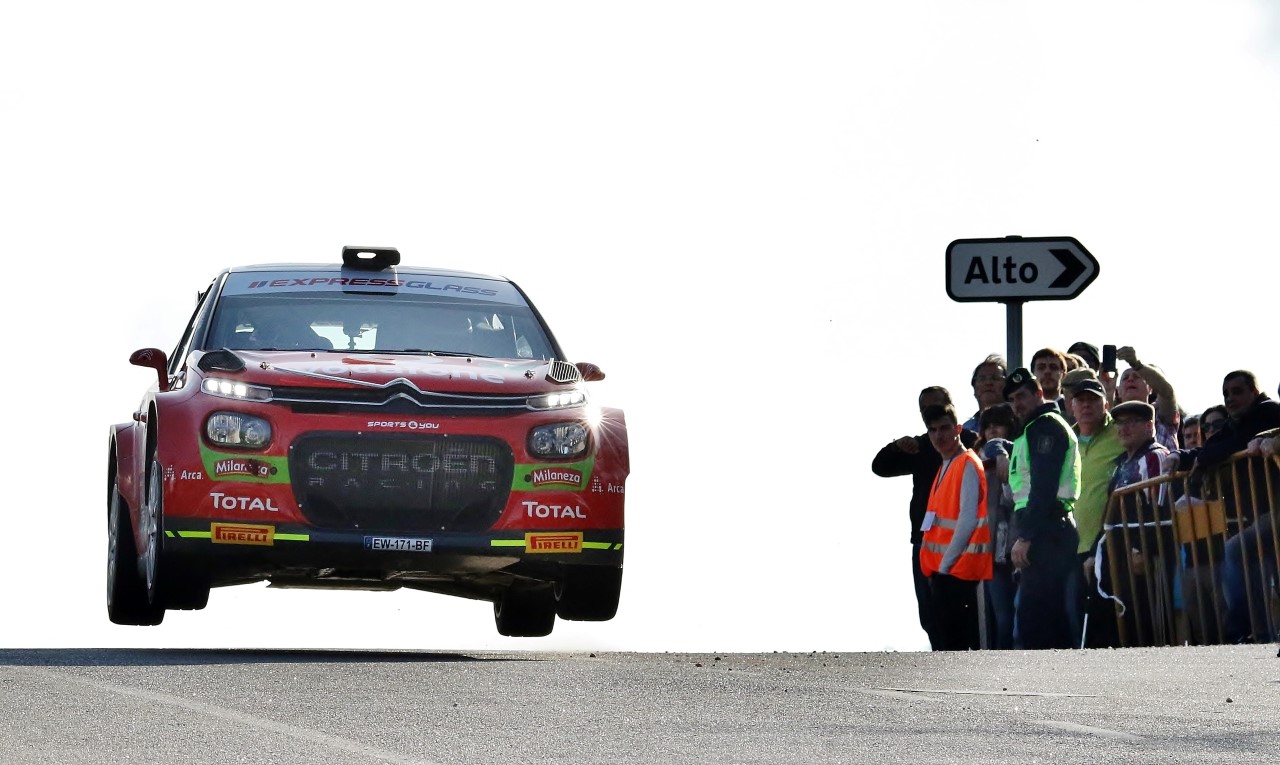 Sul Informação - Carros “voaram” num Rallye Casinos do Algarve azarado para Ricardo Teodósio