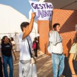 Sul Informação - UAlg dá boas vindas aos novos alunos com festa e críticas à falta de alojamento