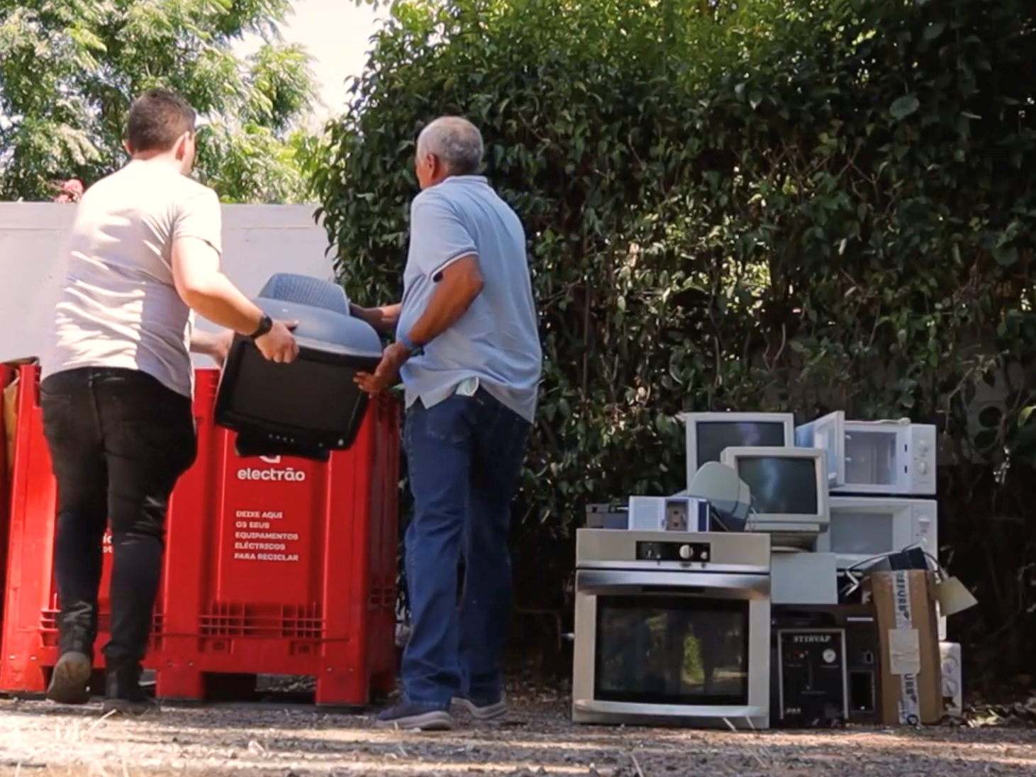 Sul Informação - Serpa: Alunos de Educação Especial vencem concurso “Repórter Electrão”