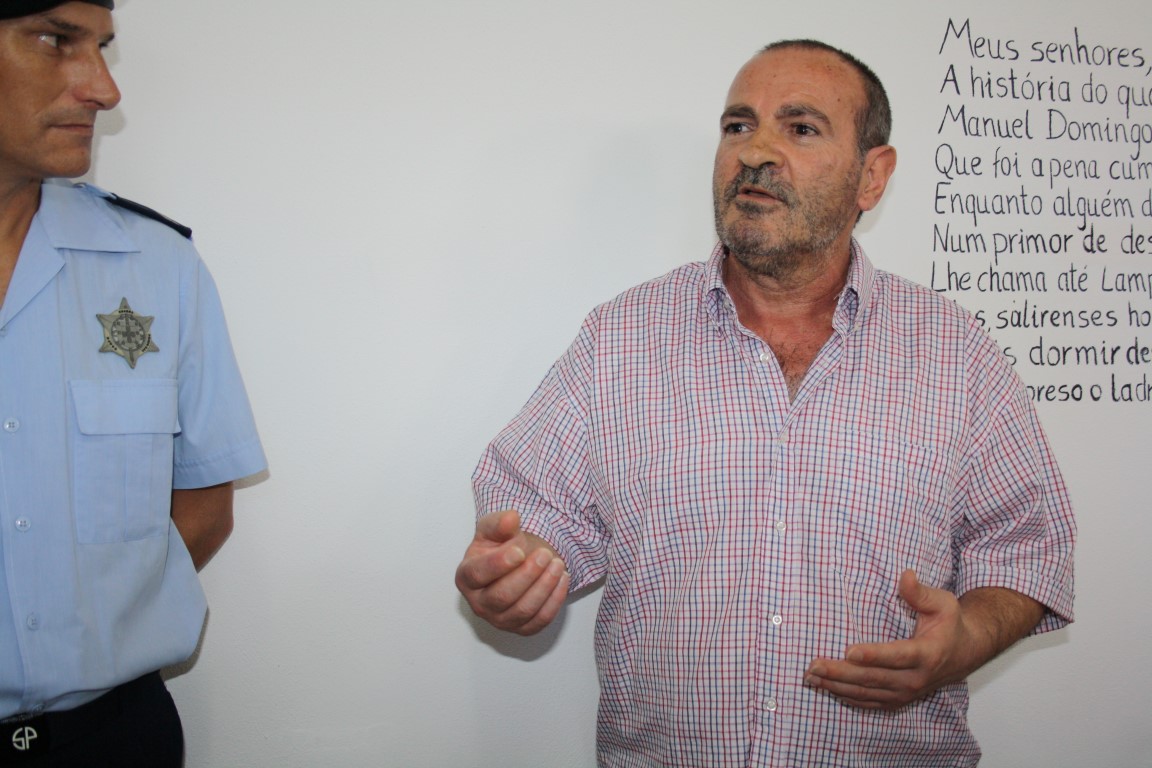 Sul Informação - Reclusos de Olhão metem mãos à obra para criar nova sala de estudos e camarata
