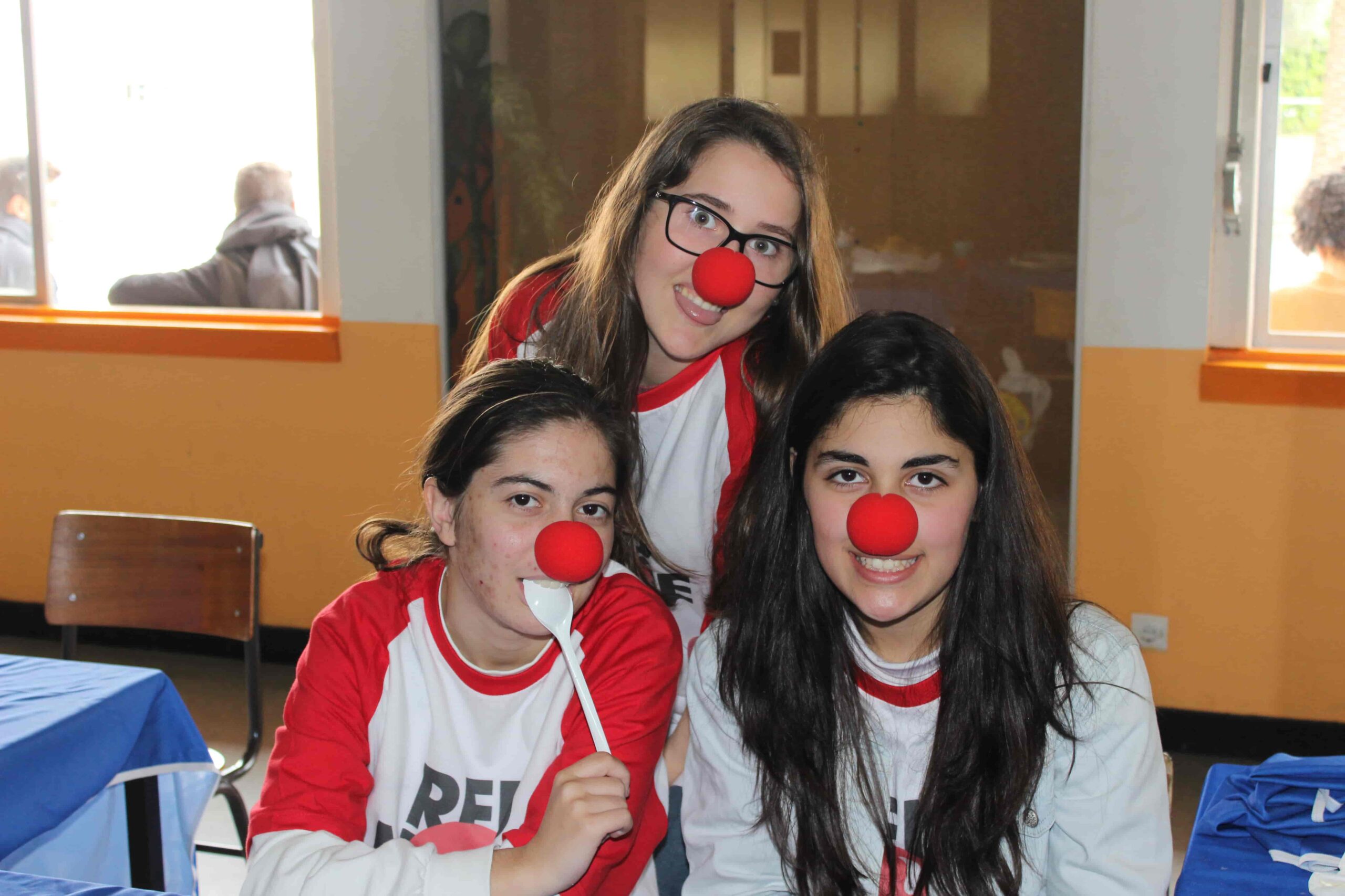 Sul Informação - Secundária de Portimão promove Red Nose Day para ajudar alunos carenciados