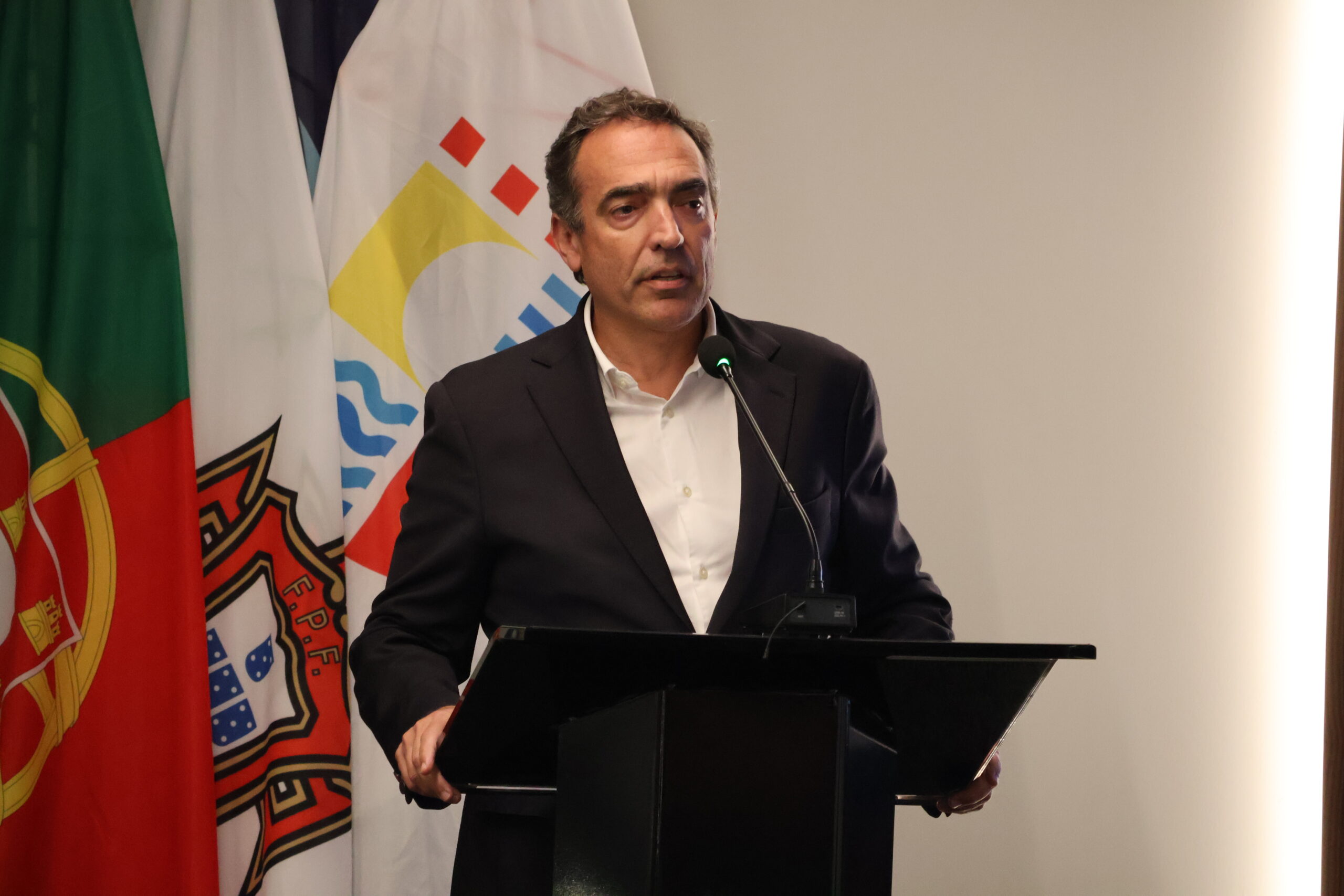 Sul Informação - AF Algarve e FPF distinguem 34 clubes algarvios em cerimónia de certificação