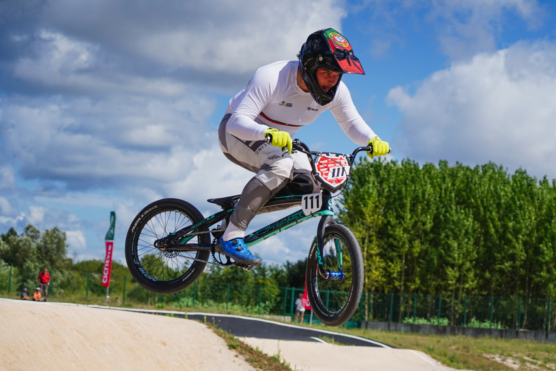 Sul Informação - Três algarvios seguram liderança na geral em mais uma jornada dupla da Taça de Portugal de BMX