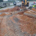 Sul Informação - Obras de renovação da rua que liga o centro do Montenegro à EN125 já começaram