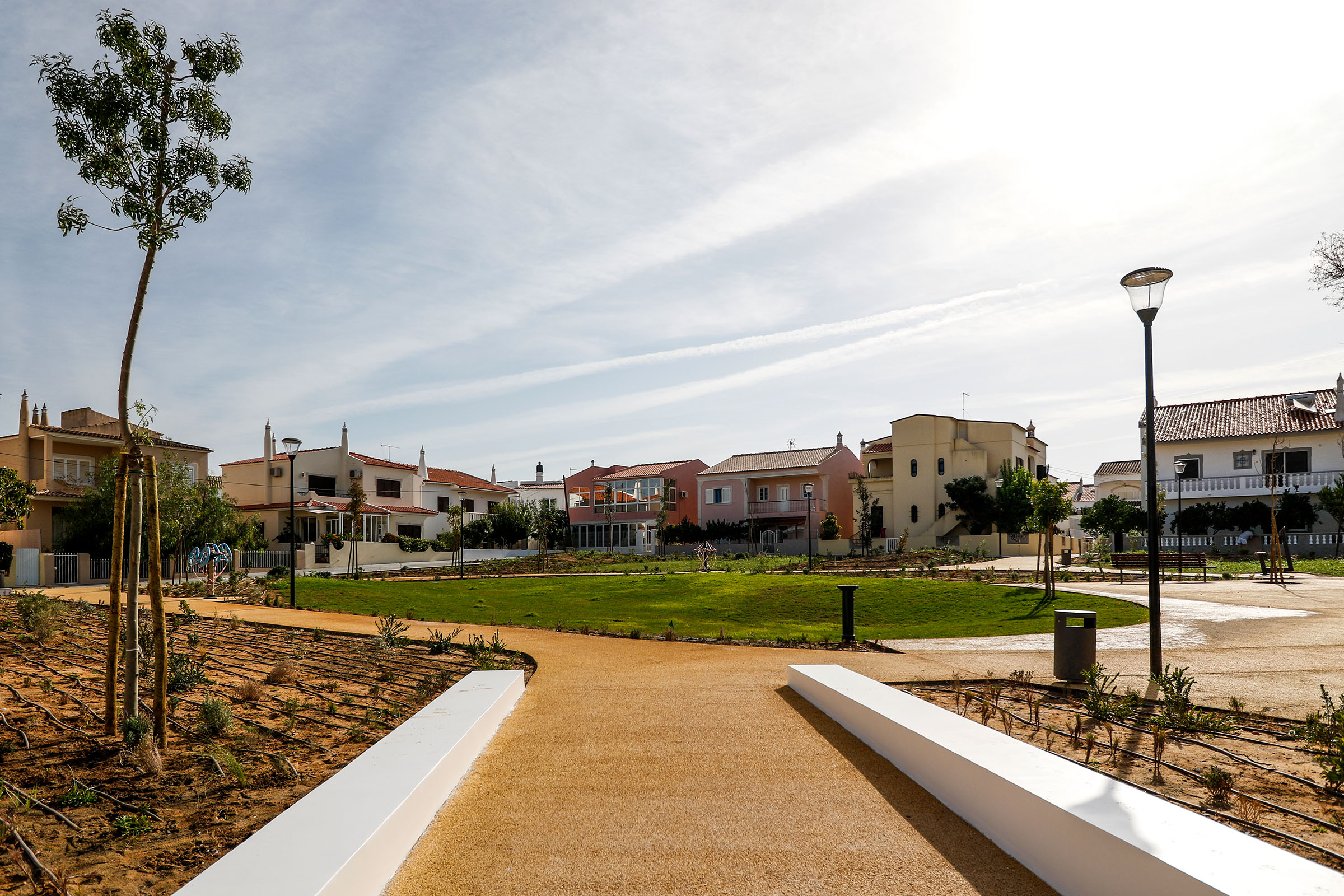 Sul Informação - Loulé: Obra na Urbanização das Romeirinhas inaugura “Uma praça no meu bairro”