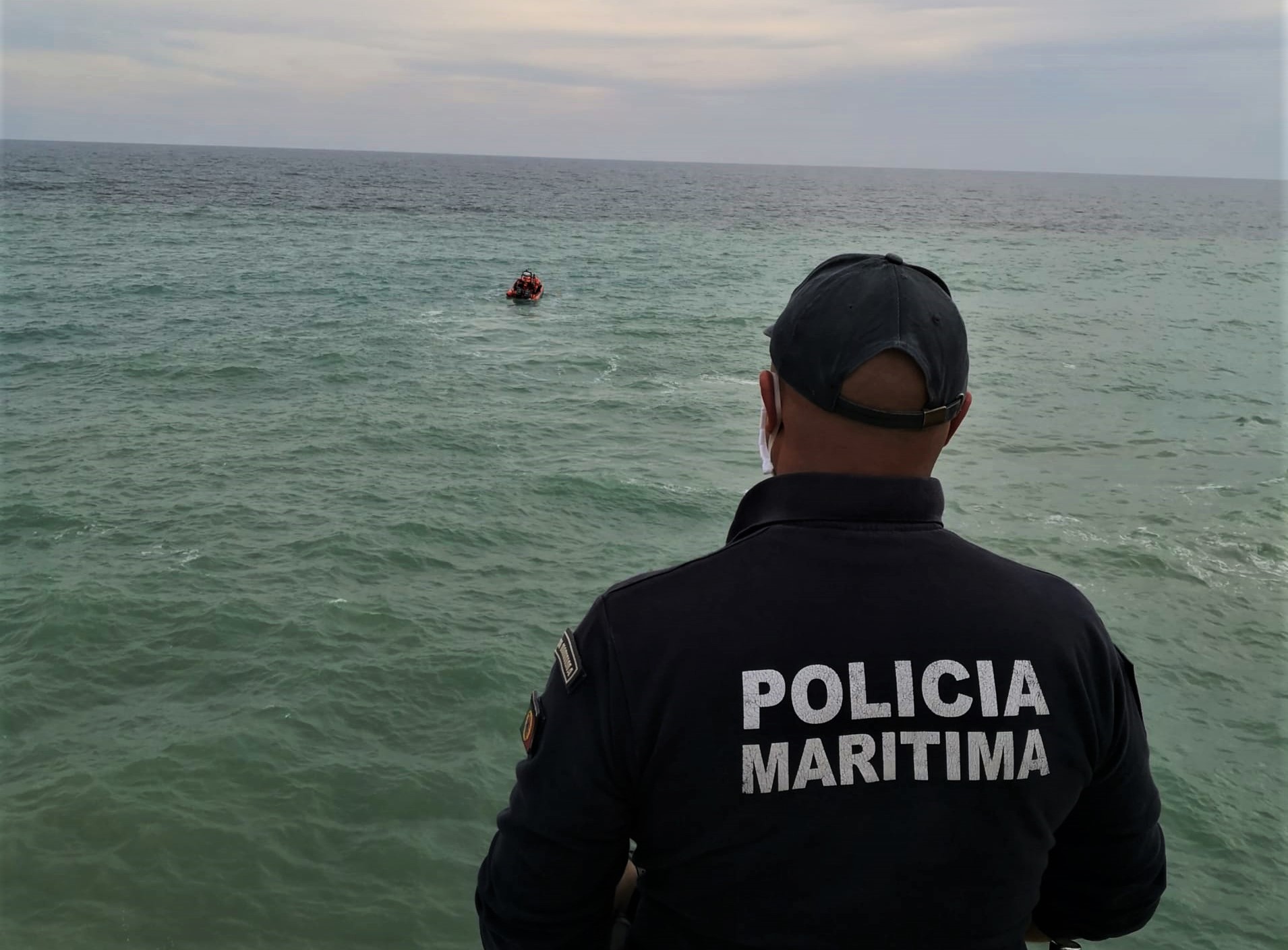 Sul Informação - Corpo de pescador lúdico encontrado no mar junto a praia de Lagoa