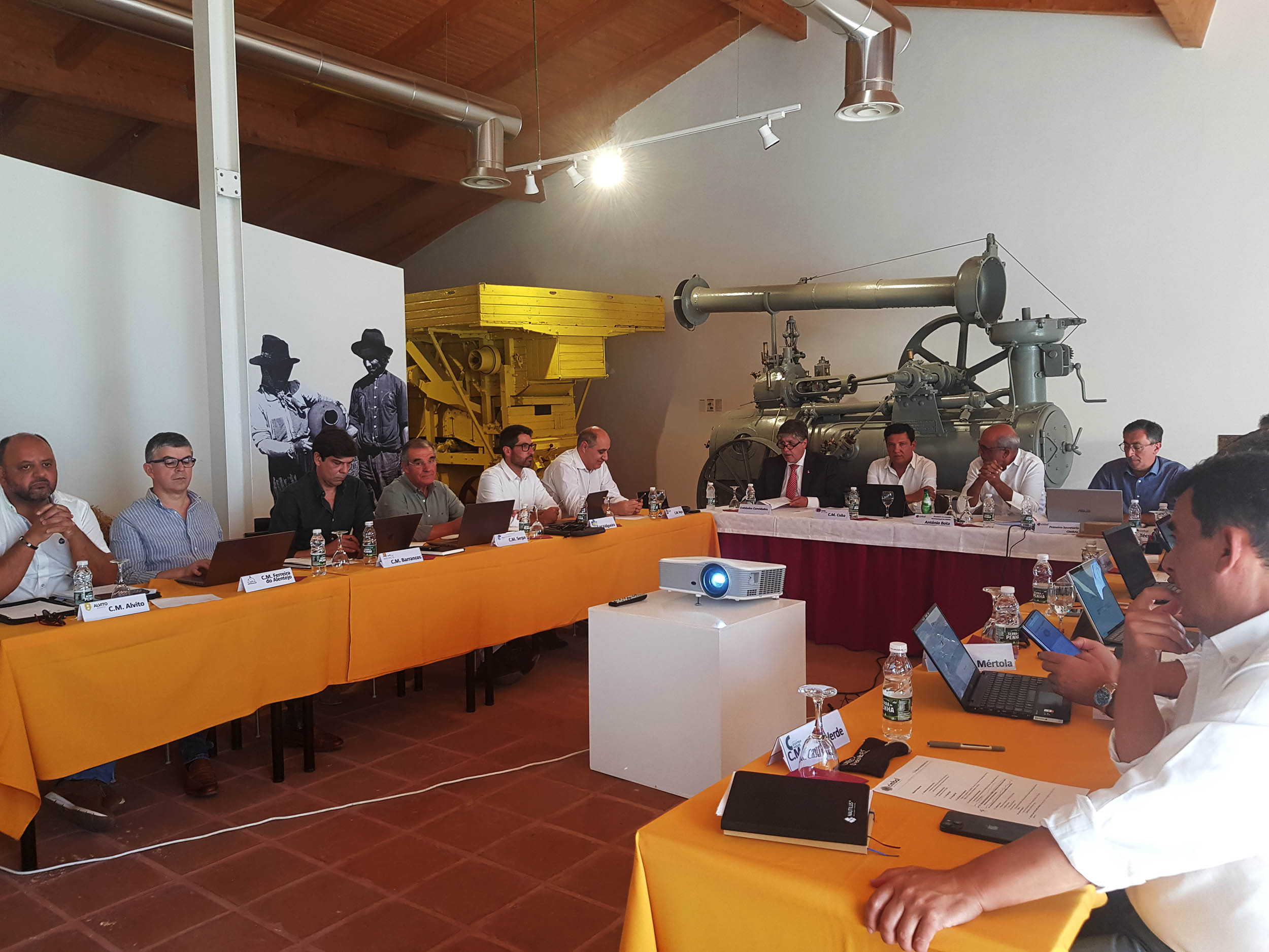 Sul Informação - Autarcas do Baixo Alentejo discutem criação de Unidade Local de Formação de Bombeiros