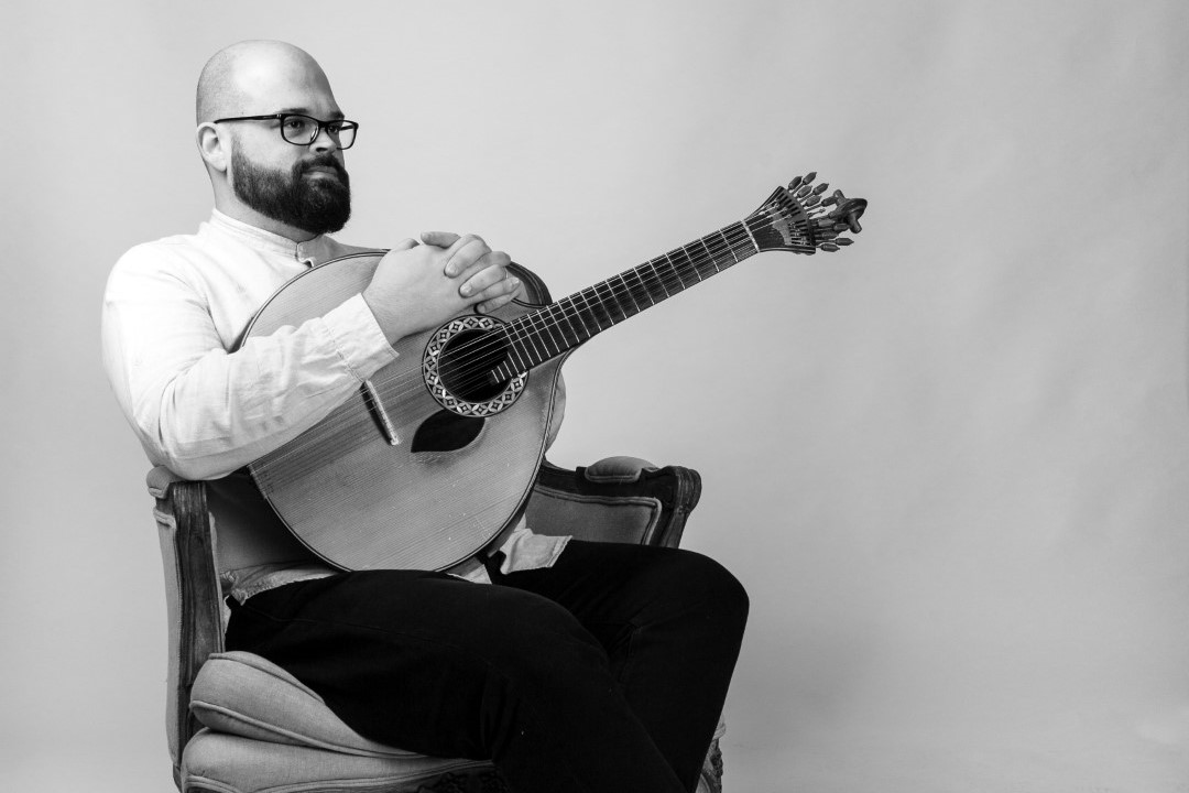 Sul Informação - “Calçadas” regressa a São Brás com concerto de Ricardo Martins