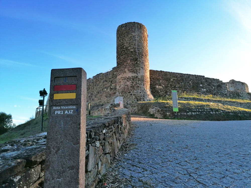 Sul Informação - Câmara de Aljezur renova protocolo com a Associação Rota Vicentina